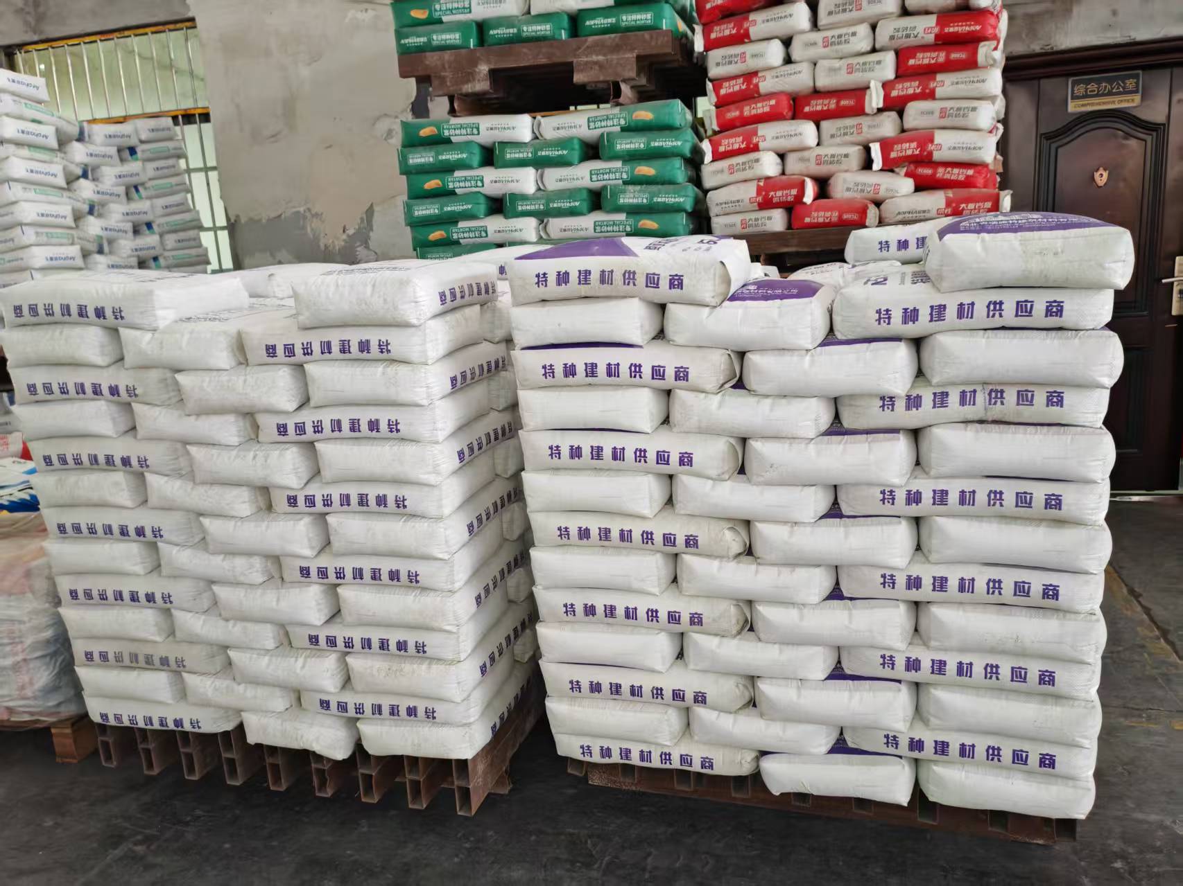 清远拱顶带模注浆料